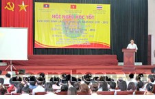 Hội nghị học tốt lưu học sinh Lào và Thái Lan năm học 2011 - 2012