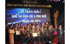 Lễ trao giải “Sáng tạo Khoa học và Công nghệ Nghệ An 2013”: Công trình của cán bộ khoa Nông Lâm Ngư được trao giải Nhì