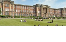 Trường Đại học Vinh làm việc với Trường Đại học Leeds Beckett